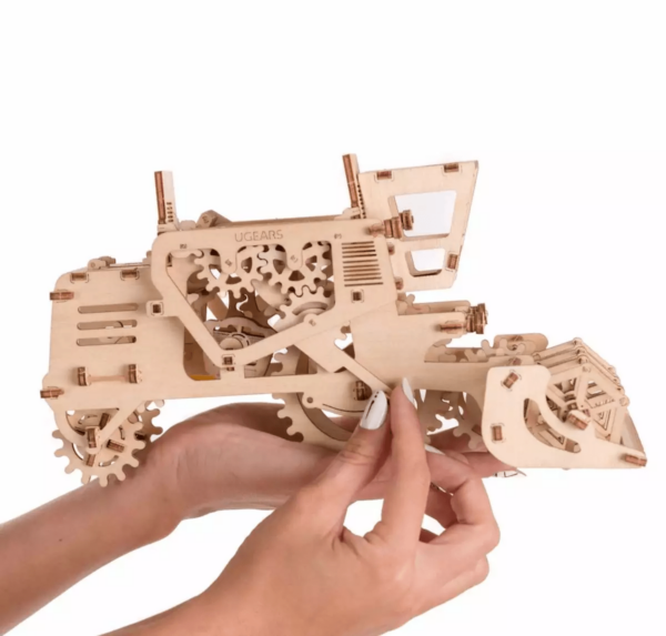Moissonneuse-batteuse Ugears – Puzzle 3d Mécanique en bois