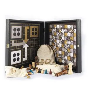 Echecs-dames-chevaux-backgammon