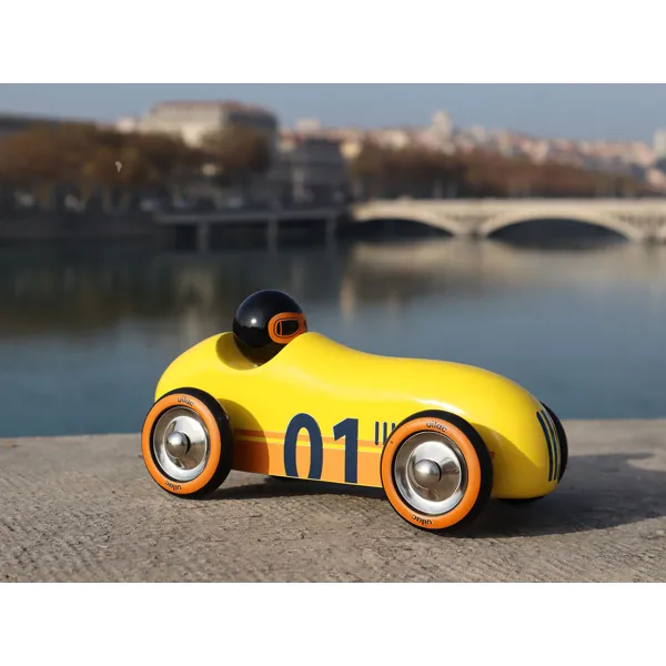 VOITURE EN BOIS OLD SPORT COMPET JAUNE - VILAC – Image 2